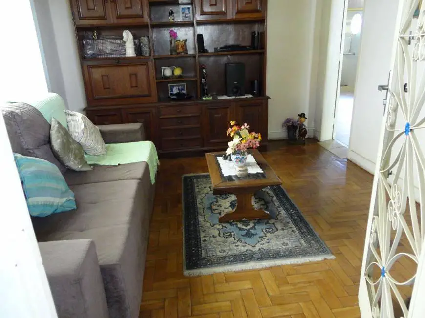 Foto 1 de Casa com 6 Quartos à venda, 320m² em Santa Efigênia, Belo Horizonte