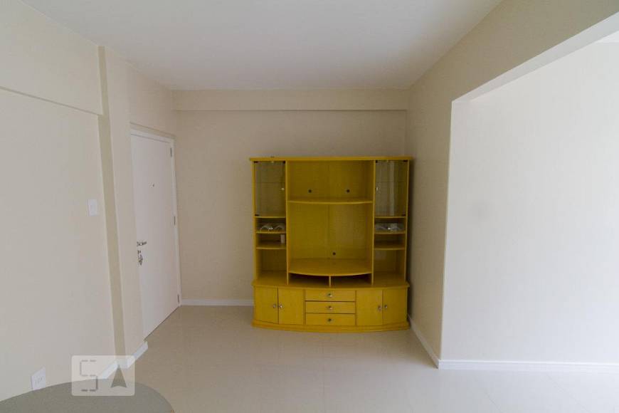 Foto 3 de Apartamento com 1 Quarto para alugar, 57m² em Centro, Florianópolis