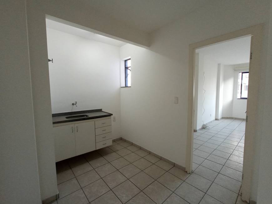 Foto 3 de Apartamento com 1 Quarto para alugar, 41m² em Centro, Juiz de Fora