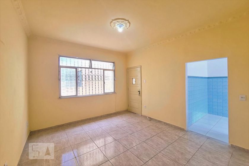 Foto 1 de Apartamento com 1 Quarto para alugar, 45m² em Del Castilho, Rio de Janeiro