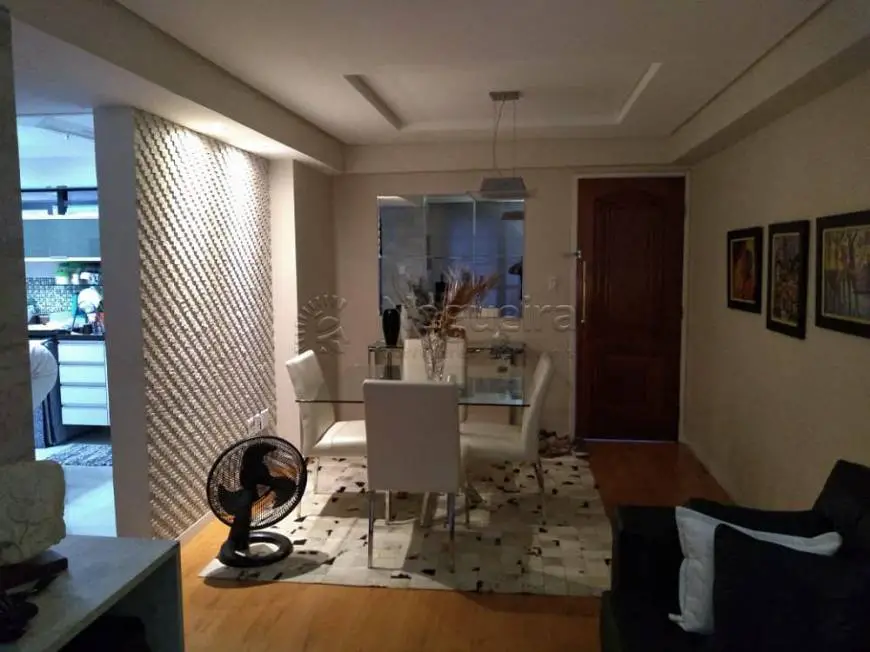 Foto 1 de Apartamento com 2 Quartos à venda, 68m² em Encruzilhada, Recife