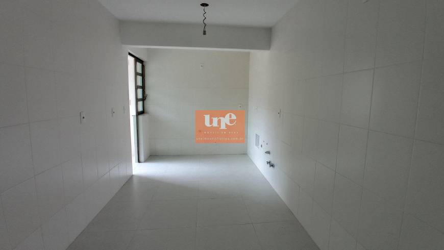 Foto 4 de Apartamento com 3 Quartos para venda ou aluguel, 99m² em Agronômica, Florianópolis