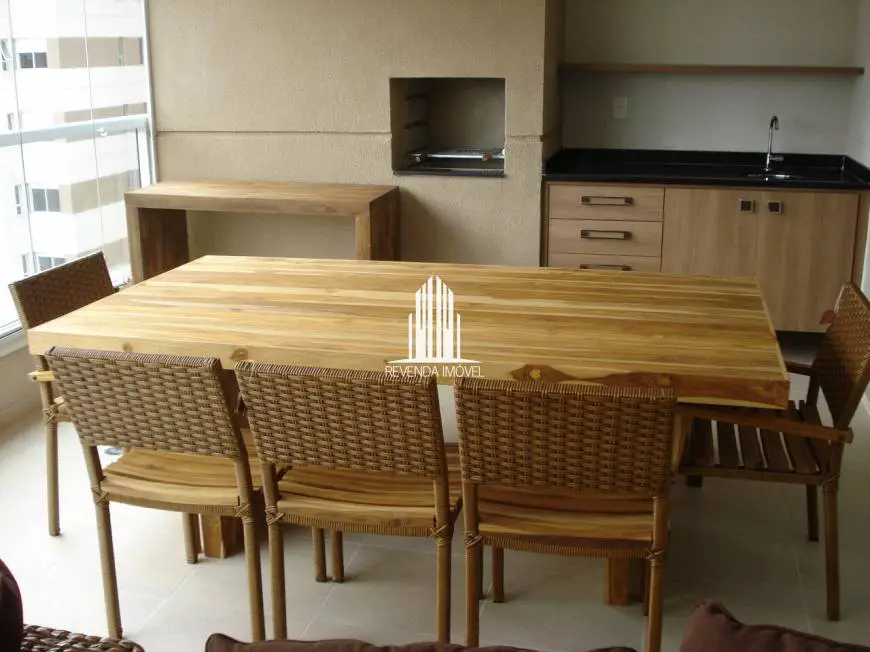 Foto 3 de Apartamento com 3 Quartos para alugar, 220m² em Campo Belo, São Paulo