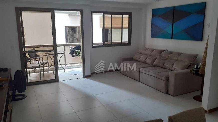 Foto 1 de Apartamento com 3 Quartos à venda, 100m² em Icaraí, Niterói