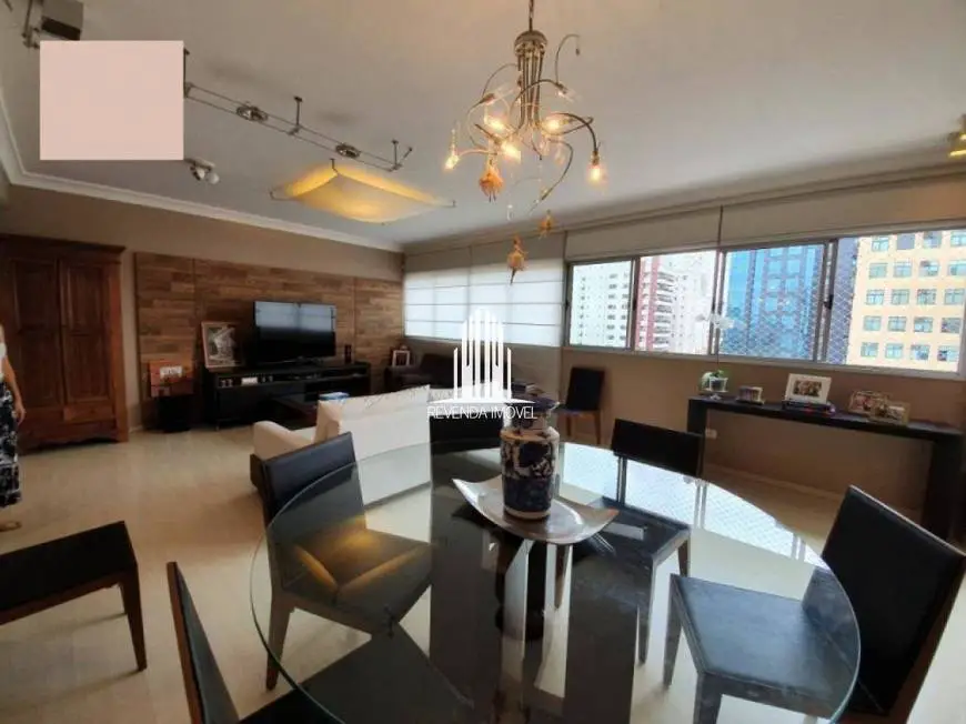 Foto 4 de Apartamento com 3 Quartos à venda, 159m² em Vila Cordeiro, São Paulo