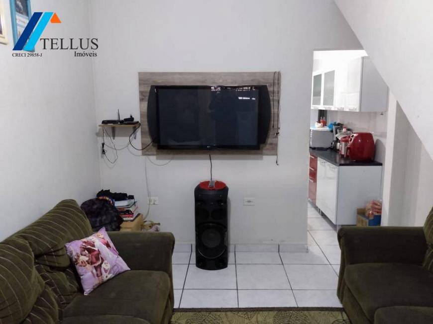 Foto 1 de Casa com 2 Quartos à venda, 150m² em Vila Mateo Bei, São Vicente