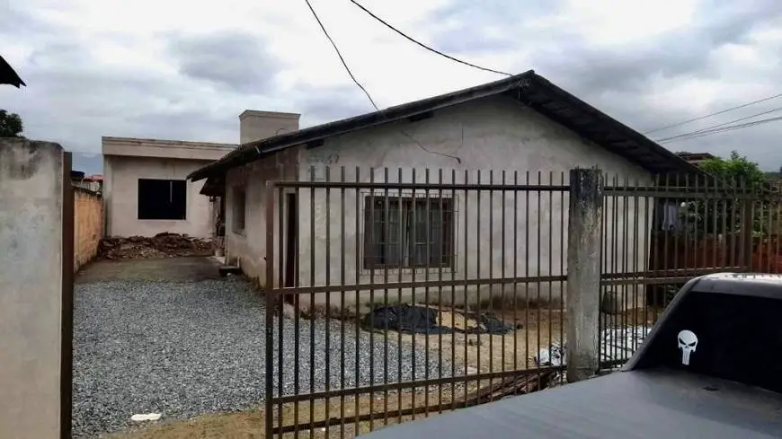 Foto 1 de Casa com 3 Quartos à venda, 160m² em Morro do Meio, Joinville