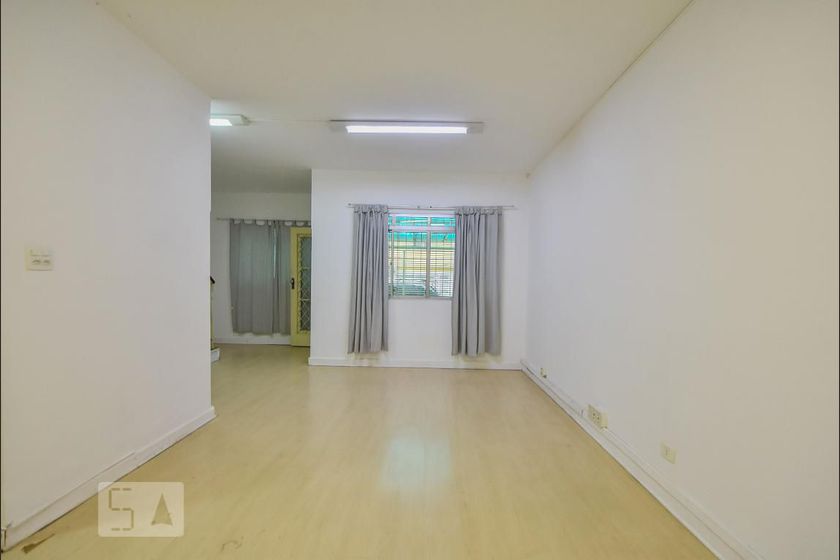 Foto 3 de Casa com 4 Quartos para alugar, 128m² em Brooklin, São Paulo