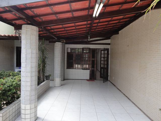 Foto 5 de Casa com 4 Quartos para alugar, 250m² em Salinas, Fortaleza