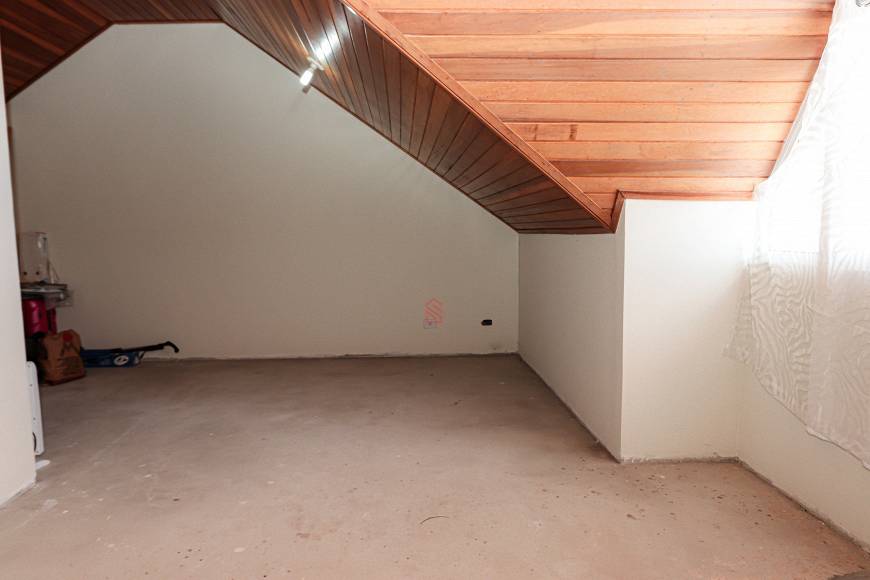 Foto 4 de Sobrado com 3 Quartos à venda, 190m² em São Braz, Curitiba