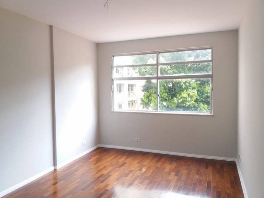 Foto 1 de Apartamento com 2 Quartos para alugar, 90m² em Ingá, Niterói