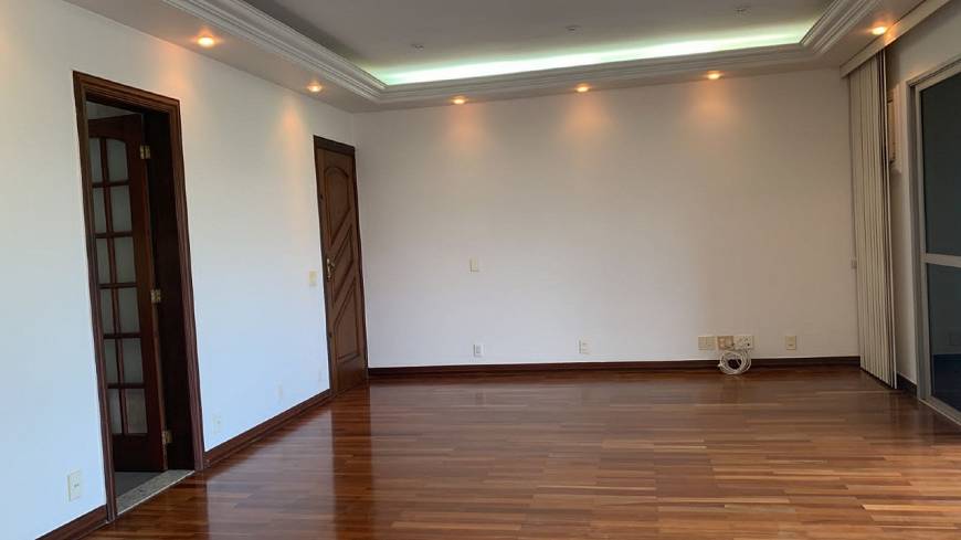 Foto 4 de Apartamento com 3 Quartos à venda, 160m² em Barra da Tijuca, Rio de Janeiro