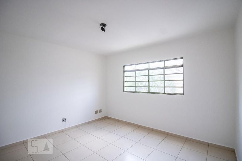 Foto 3 de Apartamento com 3 Quartos para alugar, 80m² em Bom Jardim, São José do Rio Preto