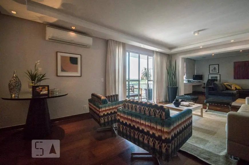 Foto 1 de Apartamento com 3 Quartos para alugar, 180m² em Brooklin, São Paulo