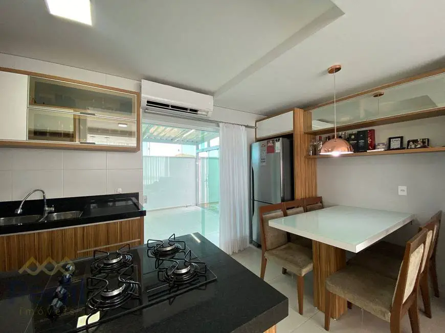 Foto 2 de Apartamento com 3 Quartos à venda, 115m² em Guanabara, Joinville