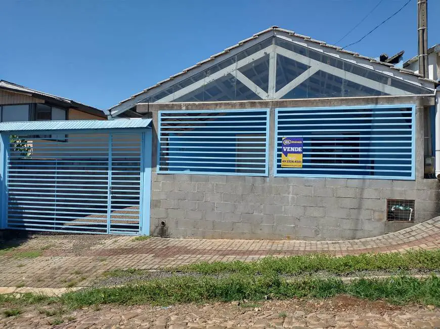 Foto 1 de Casa com 2 Quartos à venda, 74m² em Efapi, Chapecó