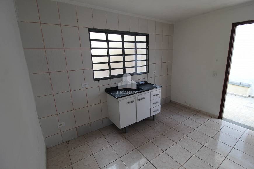 Foto 3 de Casa com 2 Quartos para alugar, 80m² em Vila Assis Brasil, Mauá
