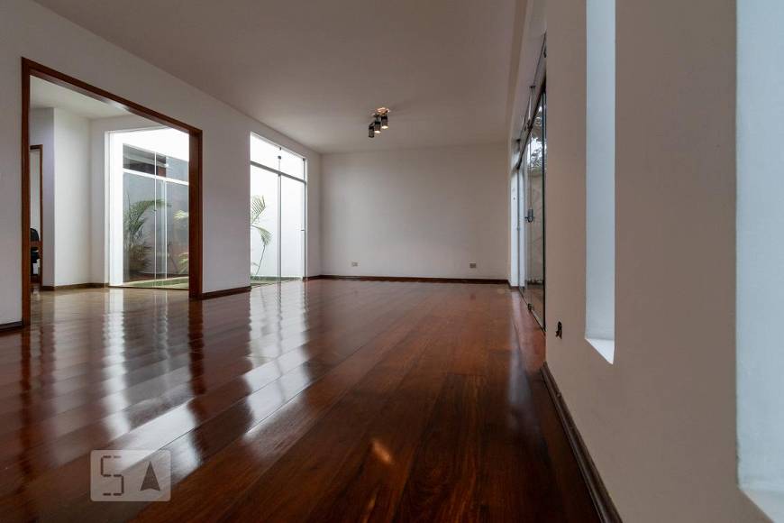 Foto 4 de Casa com 4 Quartos para alugar, 360m² em Planalto Paulista, São Paulo