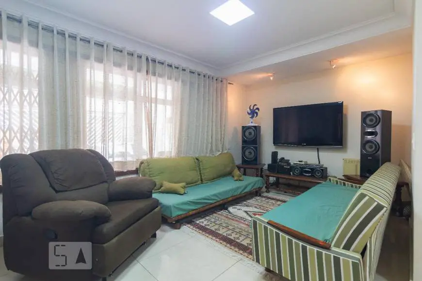 Foto 1 de Casa com 6 Quartos para alugar, 239m² em Chácara Santo Antônio, São Paulo