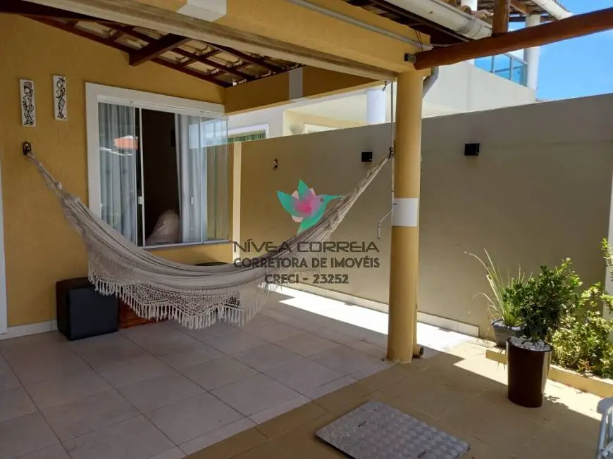 Foto 1 de Casa de Condomínio com 3 Quartos para alugar, 220m² em Arembepe, Camaçari
