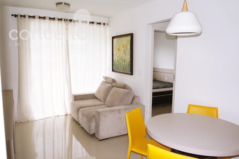 Foto 1 de Apartamento com 1 Quarto para alugar, 45m² em Centro, Blumenau