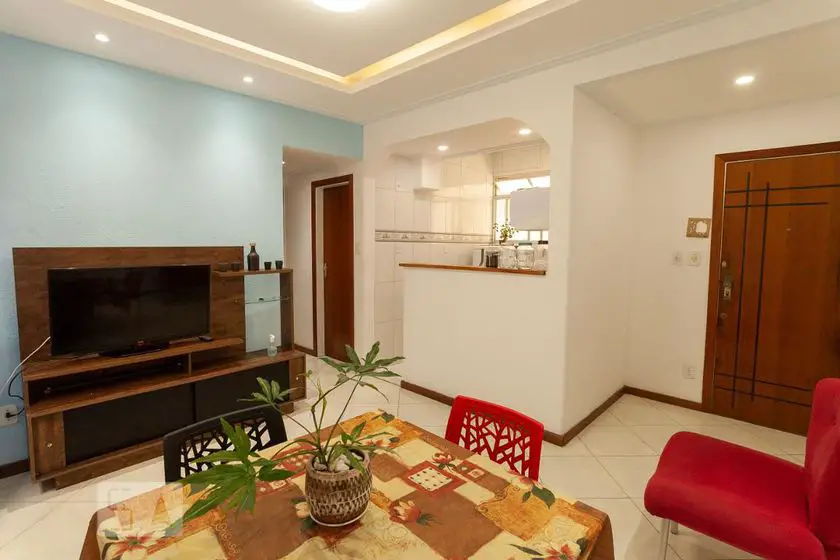 Foto 2 de Apartamento com 2 Quartos para alugar, 65m² em Pituba, Salvador