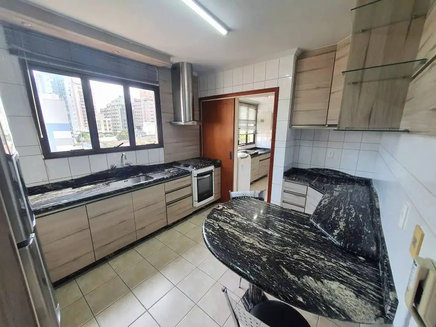 Foto 3 de Apartamento com 3 Quartos à venda, 125m² em Balneário, Florianópolis