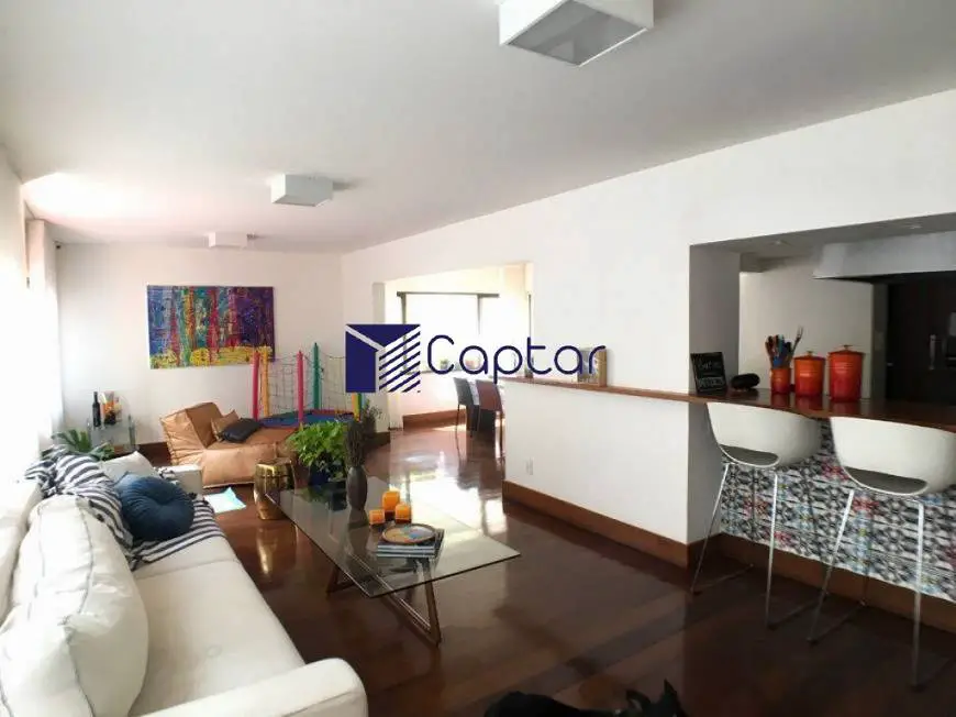 Foto 1 de Apartamento com 3 Quartos à venda, 180m² em Santa Lúcia, Belo Horizonte