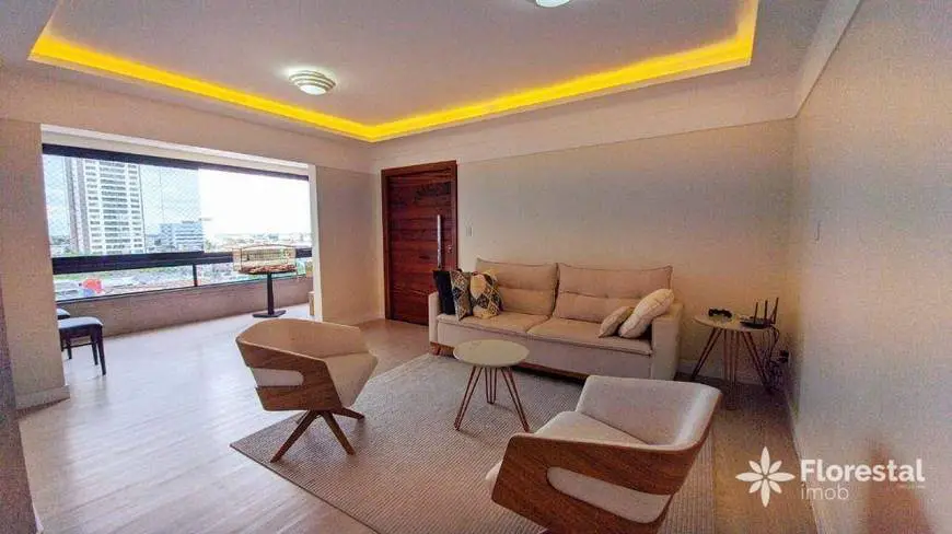 Foto 2 de Apartamento com 3 Quartos à venda, 130m² em Santa Mônica, Feira de Santana