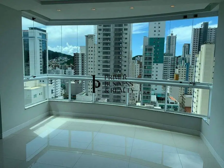 Foto 3 de Apartamento com 4 Quartos para alugar, 150m² em Centro, Balneário Camboriú