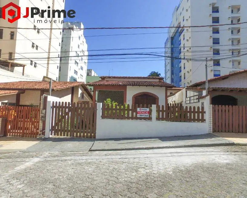 Foto 1 de Casa com 3 Quartos à venda, 100m² em Centro, Guarapari