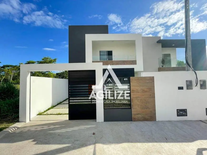 Foto 1 de Casa com 3 Quartos à venda, 142m² em Jardim Guanabara, Macaé