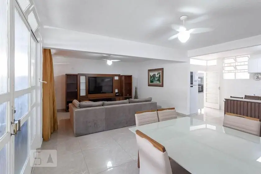 Foto 1 de Casa com 5 Quartos para alugar, 350m² em Nova Floresta, Belo Horizonte
