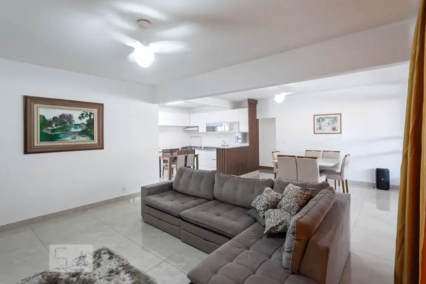 Foto 4 de Casa com 5 Quartos para alugar, 350m² em Nova Floresta, Belo Horizonte