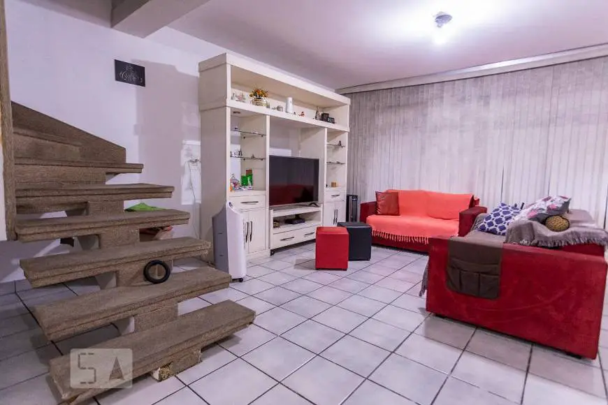 Foto 1 de Casa com 6 Quartos para alugar, 208m² em Vila Mascote, São Paulo