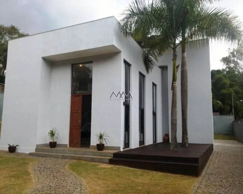 Foto 1 de Casa de Condomínio com 3 Quartos para alugar, 360m² em Vila del Rey, Nova Lima
