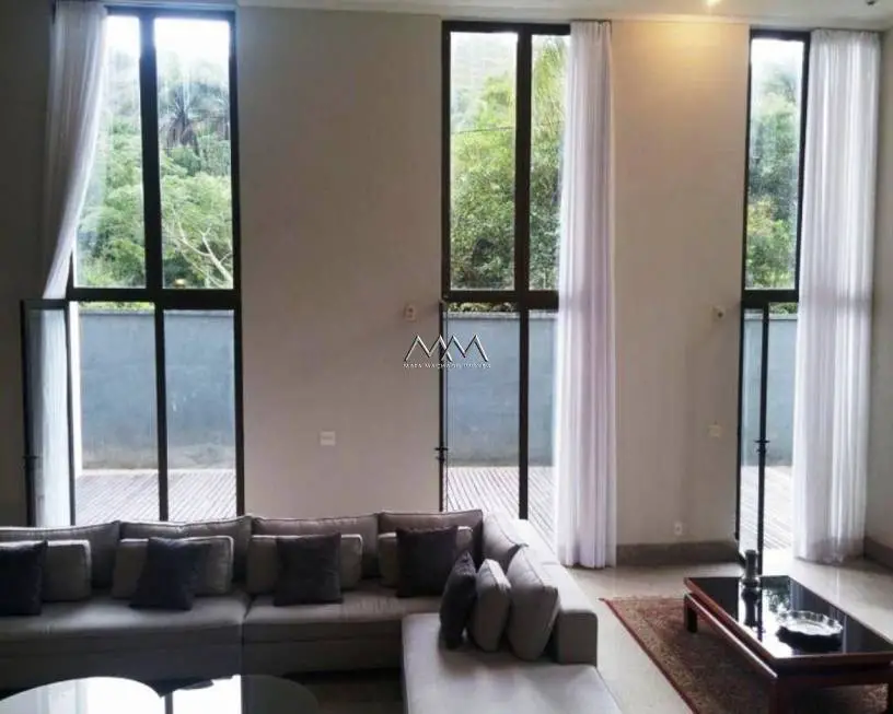 Foto 4 de Casa de Condomínio com 3 Quartos para alugar, 360m² em Vila del Rey, Nova Lima