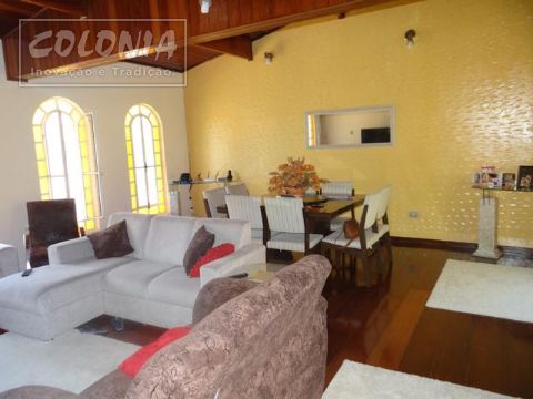 Foto 1 de Sobrado com 4 Quartos à venda, 225m² em Vila Guarani, Santo André