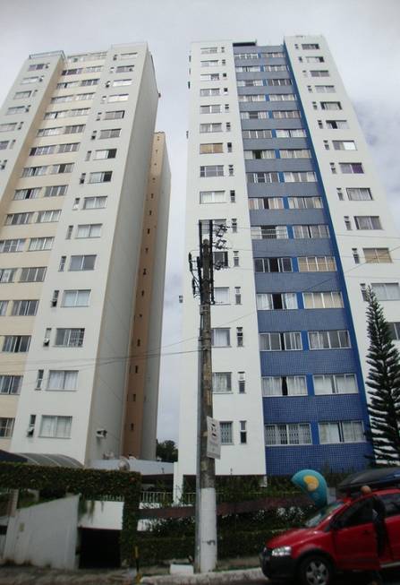 Foto 1 de Apartamento com 2 Quartos para alugar, 60m² em Politeama, Salvador