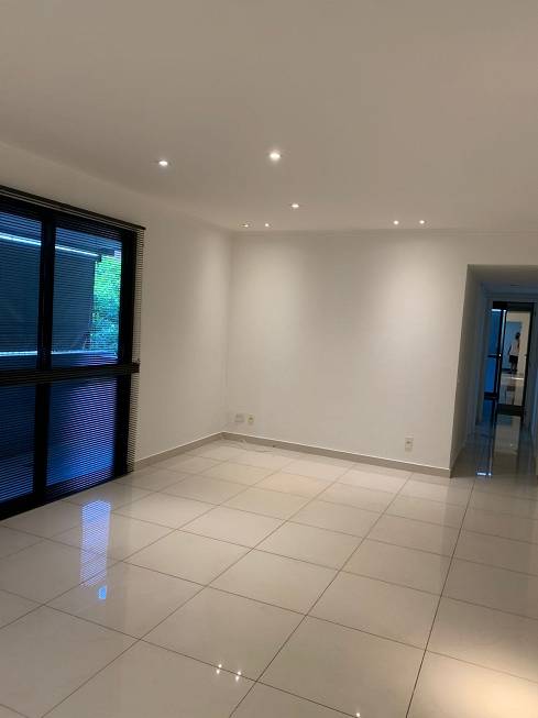 Foto 2 de Apartamento com 3 Quartos para alugar, 140m² em Botafogo, Rio de Janeiro