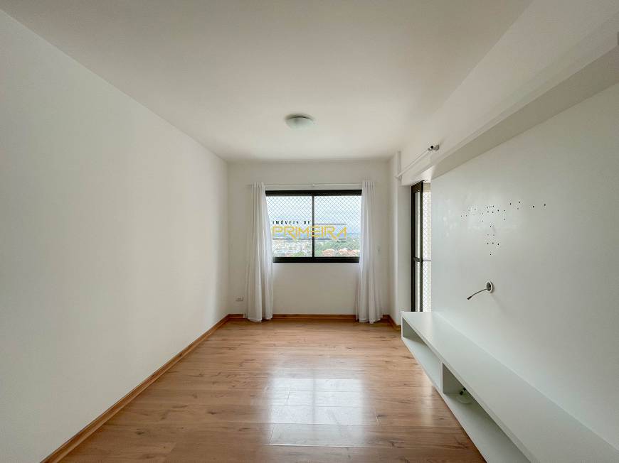 Foto 4 de Apartamento com 3 Quartos à venda, 77m² em Capão Raso, Curitiba