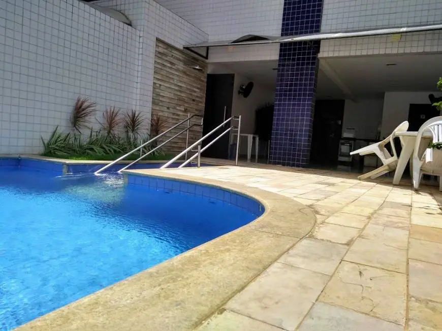 Foto 2 de Apartamento com 3 Quartos à venda, 63m² em Casa Forte, Recife