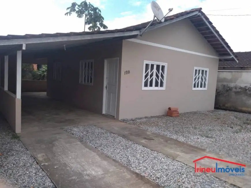 Foto 1 de Casa com 2 Quartos para alugar, 65m² em Porto Grande, Araquari