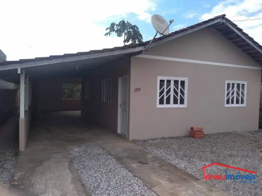 Foto 2 de Casa com 2 Quartos para alugar, 65m² em Porto Grande, Araquari