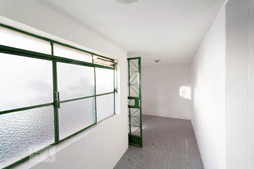 Foto 5 de Casa com 3 Quartos para alugar, 136m² em Pompéia, Belo Horizonte