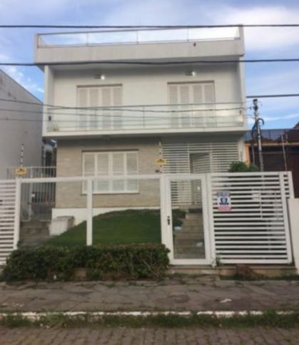 Foto 1 de Casa com 4 Quartos à venda, 100m² em Medianeira, Porto Alegre