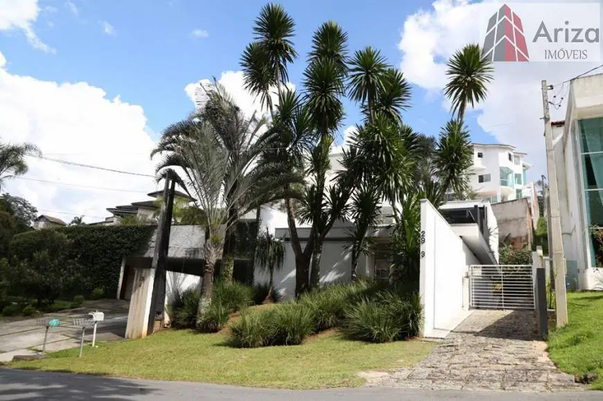 Foto 2 de Casa de Condomínio com 2 Quartos para alugar, 255m² em Parque Residencial Itapeti, Mogi das Cruzes