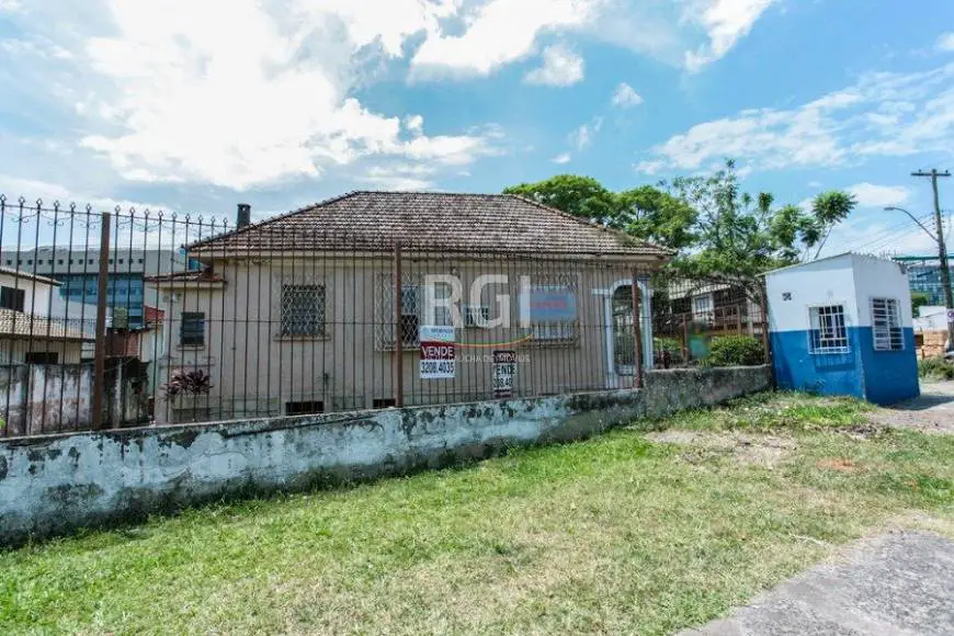 Foto 3 de Lote/Terreno à venda, 449m² em Vila João Pessoa, Porto Alegre