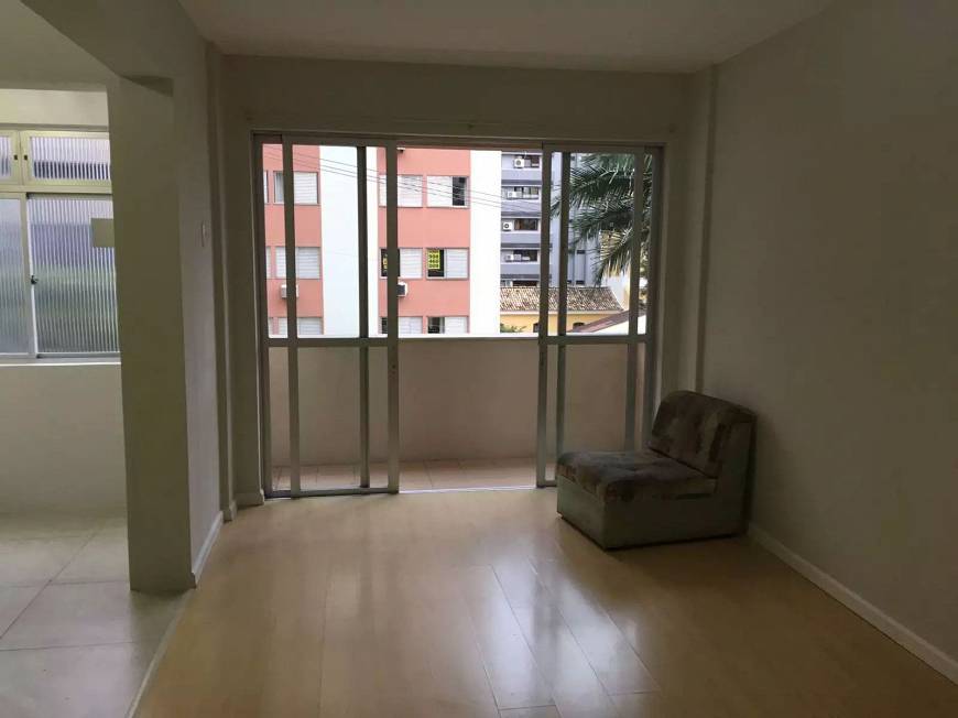 Foto 1 de Apartamento com 1 Quarto para alugar, 48m² em Centro, Florianópolis