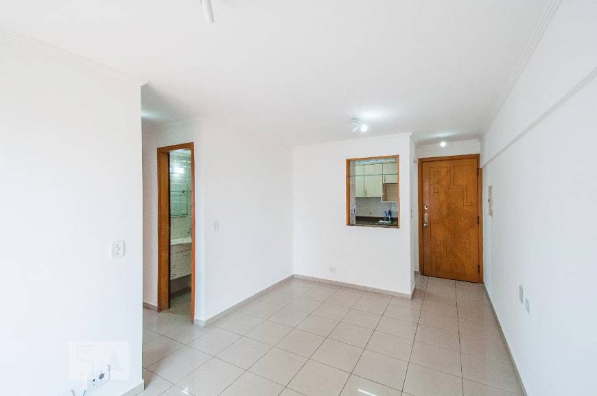 Foto 2 de Apartamento com 2 Quartos para alugar, 56m² em Cambuci, São Paulo